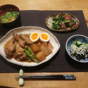 ウー・ウェンさんの手羽元の黒酢煮の晩ご飯と　花壇の花♪