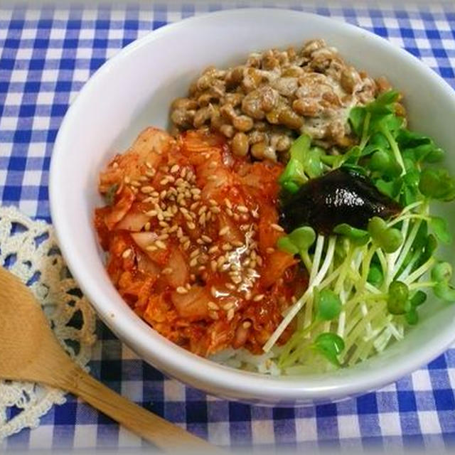 ネバネバキムチ納豆丼（貧乏学生に贈るママンのレシピ集作成中）