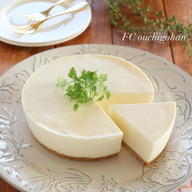 基本のレアチーズケーキの作り方♪コラム公開中
