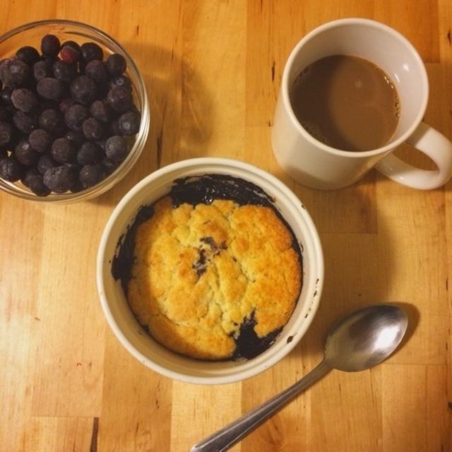 ちょっと甘いもの食べたい、、、ブルーベリーコブラー