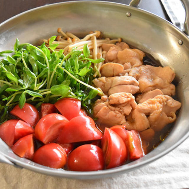 【ぐんまクッキングアンバサダー】トマトと鶏肉のすき焼き。初夏～夏においしいさっぱりフルーティーなすき焼き。