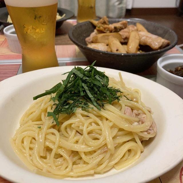 【おうちごはん】フライパンパスタと、鶏肉の梅酒山椒煮