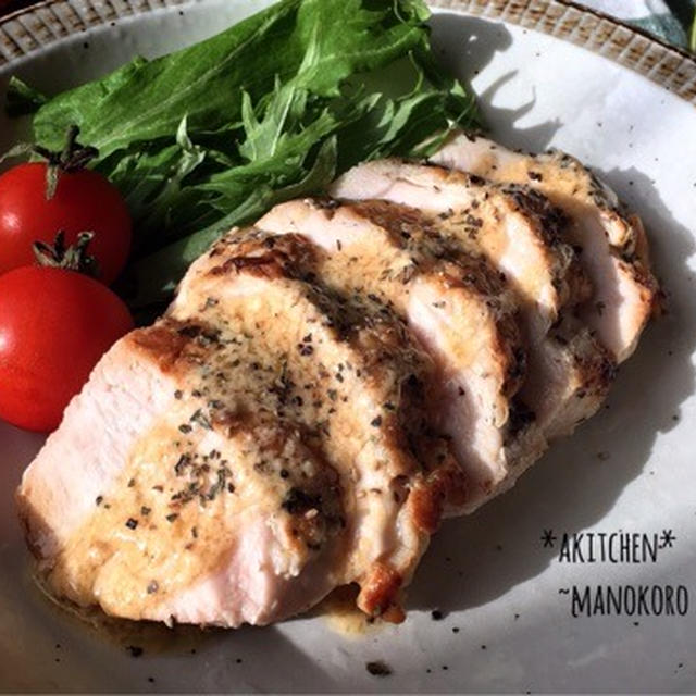 家にあるもので♡柔らかジューシー鶏胸肉♡バジルチキンのレモンバターソース【簡単♪節約】