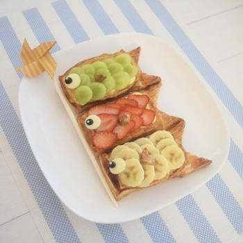 業スーパイシートで♪鯉のぼりパイ