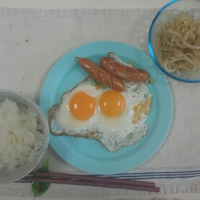 目玉焼きW☆2014/06/29の朝ごはん。