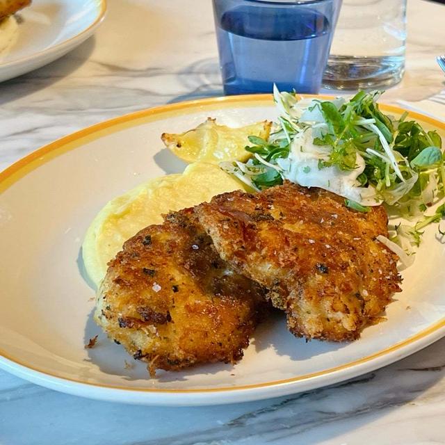 "いつメン"あらため…。と スイーツの後は…肉！（笑）