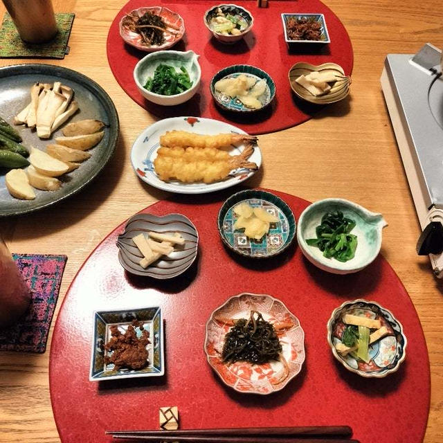 ありもん湯豆腐鍋とありもん野菜のグリルと作り置き中心の小鉢6品で晩酌