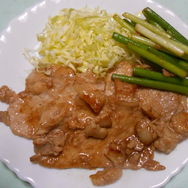 分量簡単！豚肉とにんにくの芽の照り焼き＆お吸い物の素を使った簡単しめじご飯