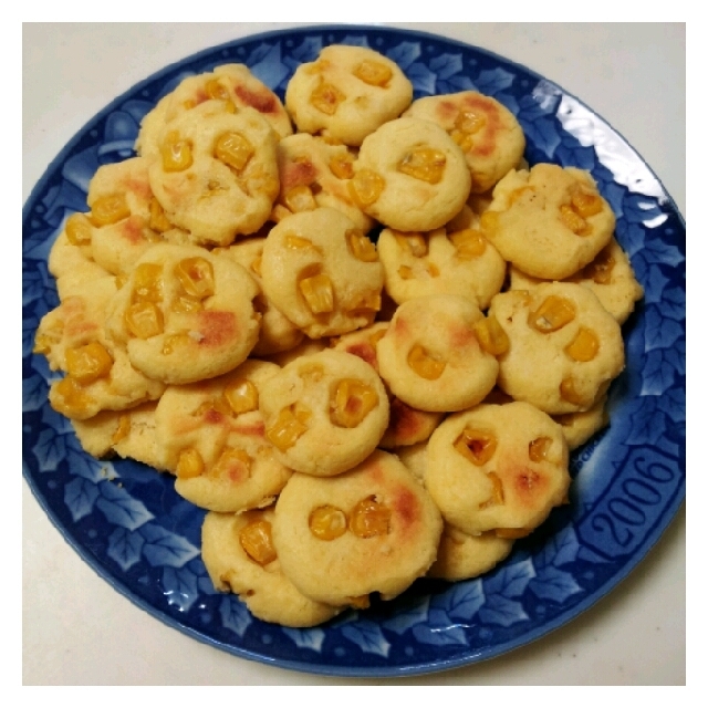 レンジで「チーズもろこしクッキー」