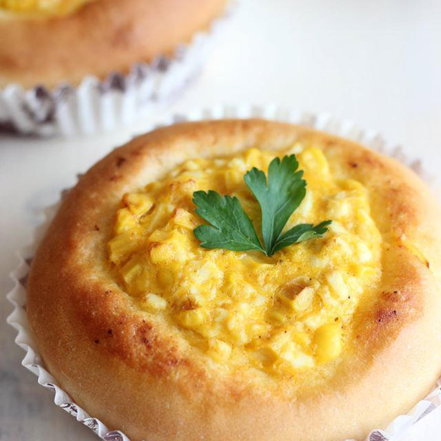 お総菜パンの定番の