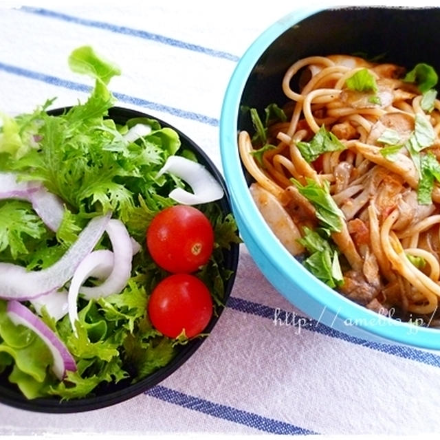 クマちゃんパスタでお弁当。