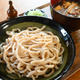 肉汁(肉つけ汁)の全粒粉うどん。ポーションだしを使って簡単つけ汁、おいし...