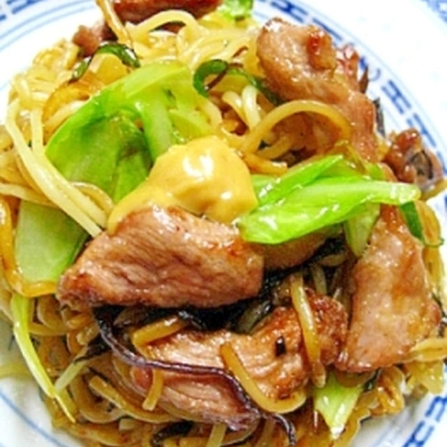 豚肉の中華風醤油焼そば
