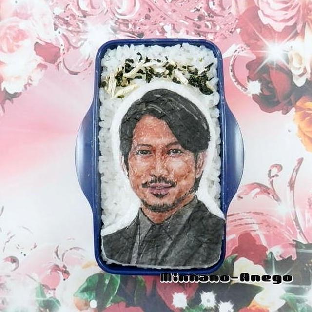 V6 岡田准一 集合写真 よしりん…(;^_^A
