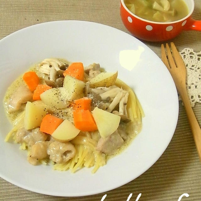 鶏と野菜のバーニャカウダパスタ