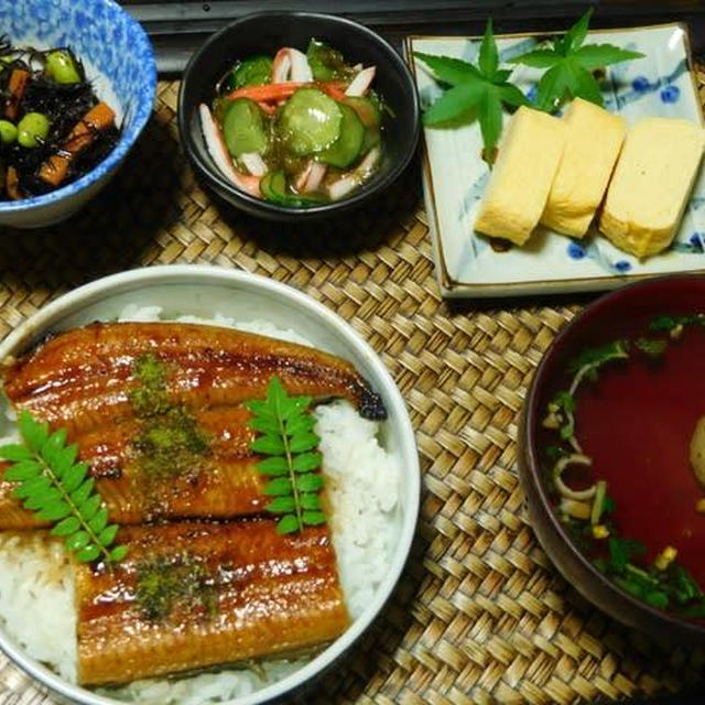 父の日の食卓〜うなぎ御膳〜だし巻き卵・うな丼・肝吸い