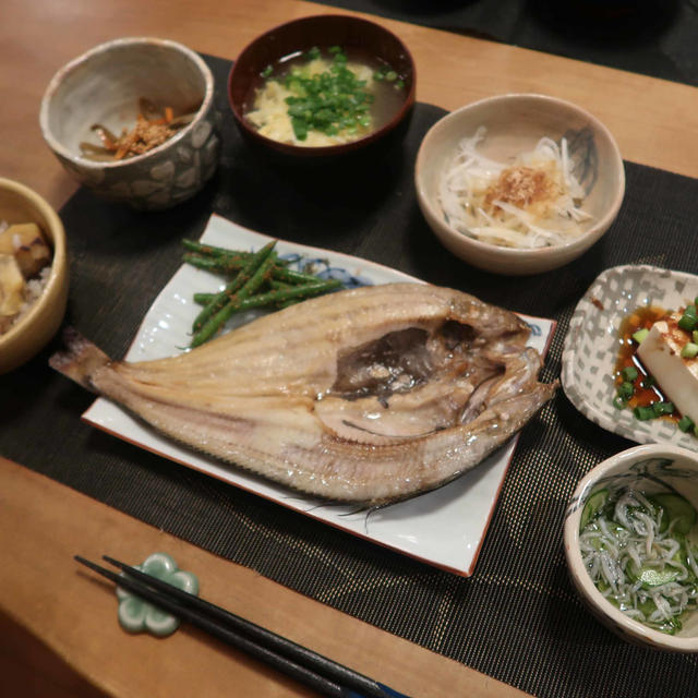 どでかホッケとか栗ご飯と常備菜の晩ご飯　と　満月と♪