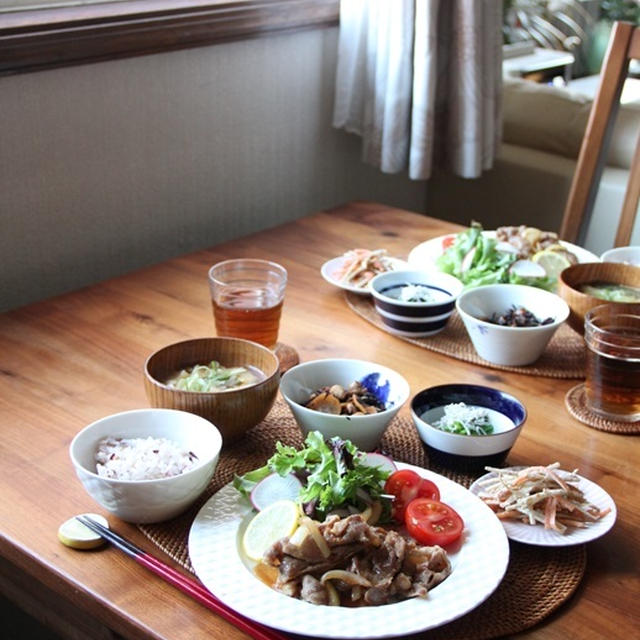 レモン風味、豚肉の生姜焼き・献立。