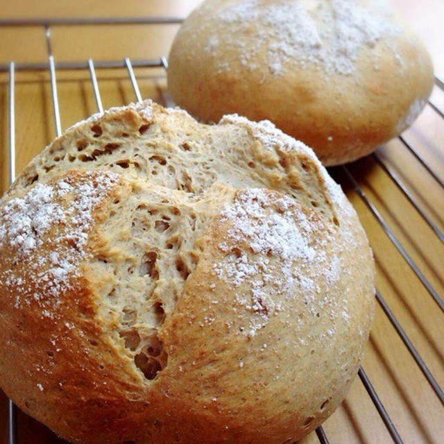 国産全粒粉でパン作り比べ。