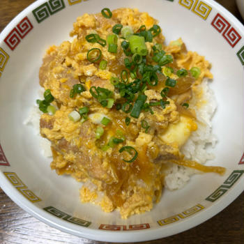 親子丼と味噌煮込みうどん☆