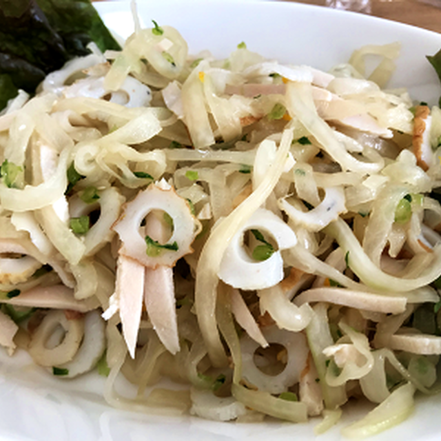 少し前に作った中華風大根サラダ＆カニ缶で大根サラダ♪