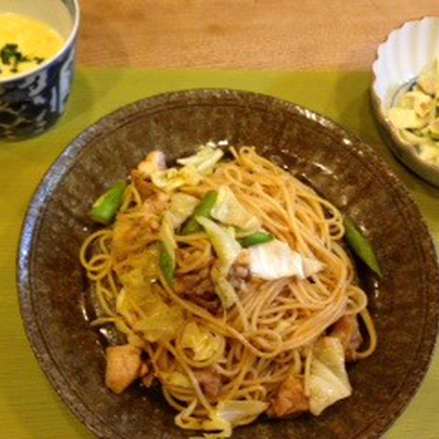 春キャベツとカレー味のパスタ