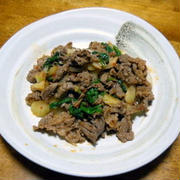 牛肉とセロリの炒め物