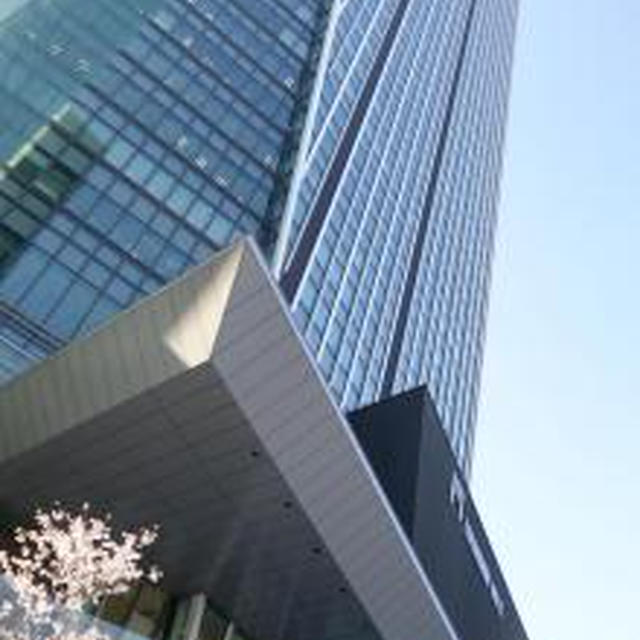 高層52階、桜とお鮨を楽しむ ＠ 虎ノ門ヒルズ 「アンダーズ東京 ルーフトップバー」