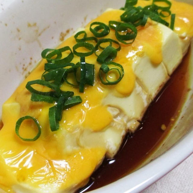 豆腐のチェダーチーズ焼き＜オイルと醤油でコク旨♪＞