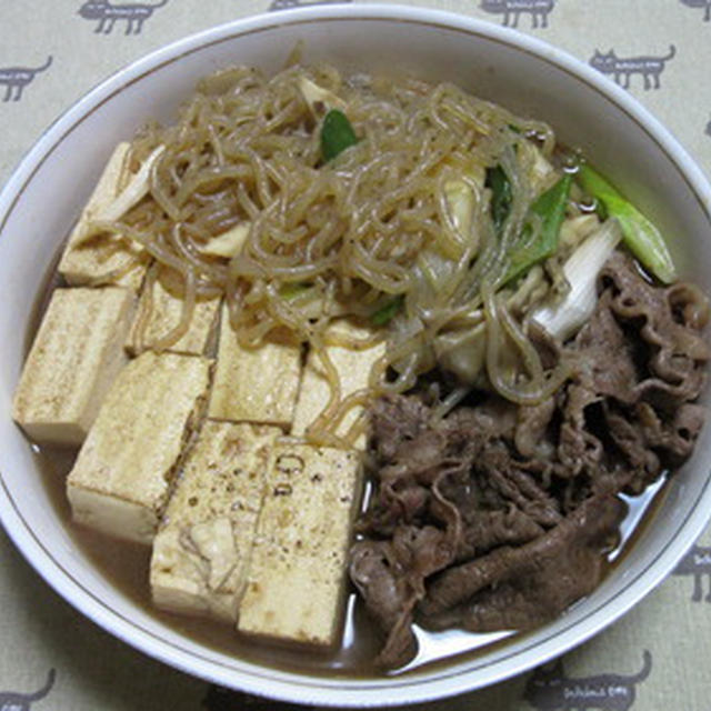 牛肉と焼豆腐他のすき焼き風