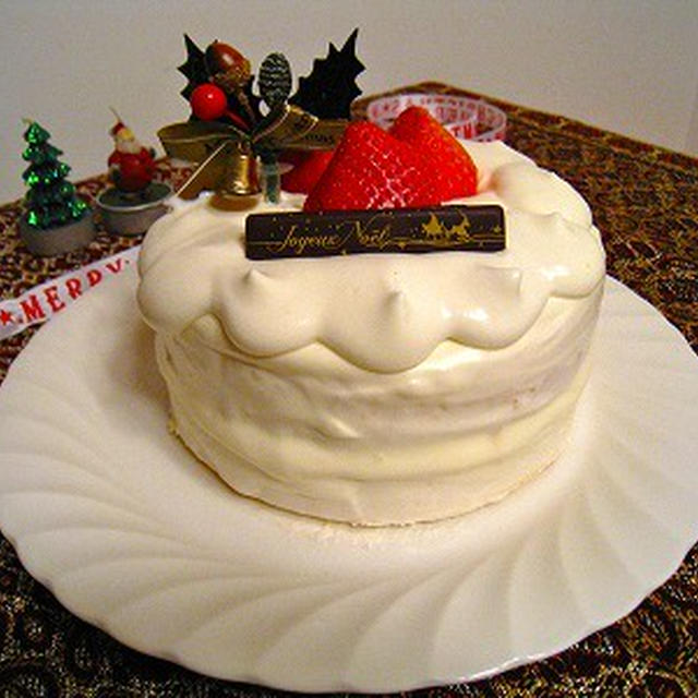 カルディのスポンジケーキ めいらく 純乳脂35を使って 自家製クリスマスケーキ By ヴァロンさん レシピブログ 料理ブログのレシピ満載