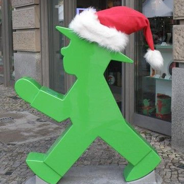 ベルリンで一足早いクリスマス－ベルリン名物CURRY WURSTを食す
