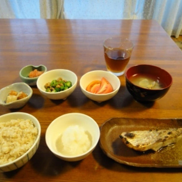 ９月２６日の夕飯　***　焼酎もお湯割りに・・・・秋ね～♪　***