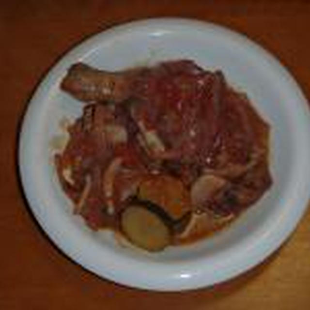 鶏腿赤ワイントマト煮
