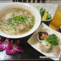牛骨を5時間煮込んだ優しいスープ☆ベトナム料理専門店「フォー美味しい」オープン