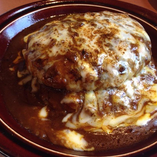 デニーズの＜カレーハンバーグドリア＞