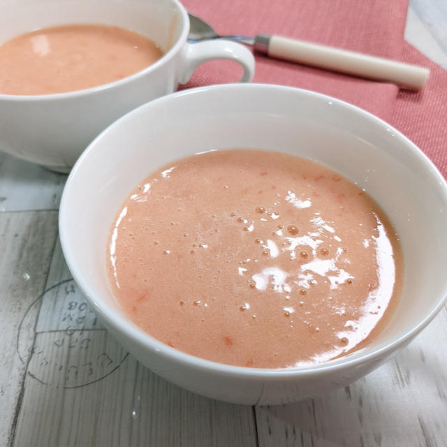 【桃のスープ】完熟桃で美味しい冷製スープ完成。