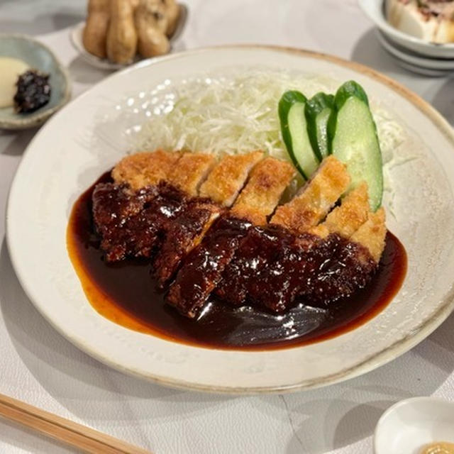 名古屋名物味噌カツ定食の夜ごはん