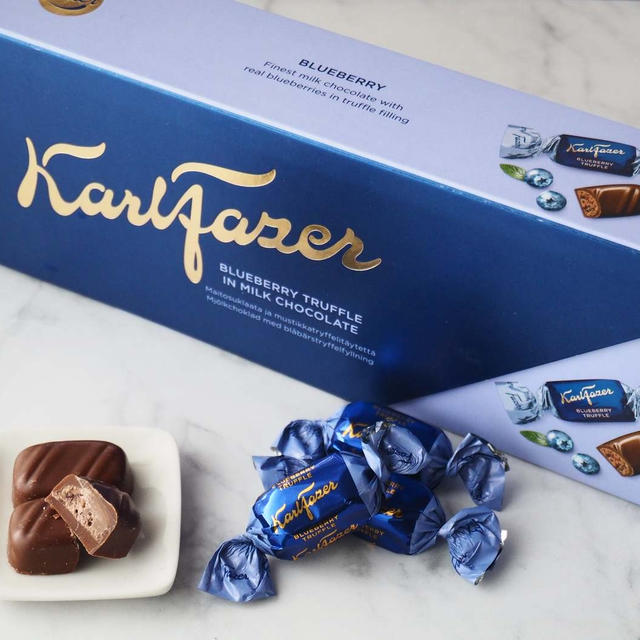フィンランド「Fazer（ファッツェル）」の「KarlFazer ブルーベリーチョコレート」