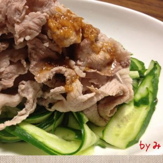 我が家の男料理☆茹で豚にんにくソース
