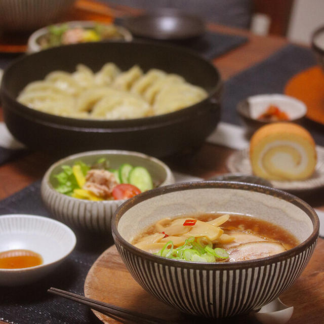 【献立】喜多方ラーメンとか餃子とかロールケーキとか。～不便さも慣れれば都～