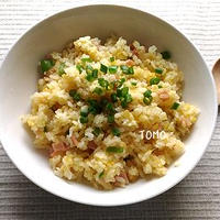 軽食にも♪プチッとごはんズ　博多風とんこつ味　de　ピーマンとハムの焼き飯