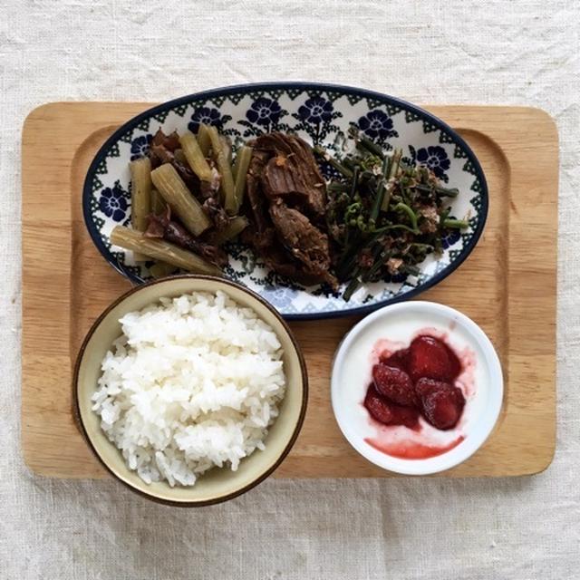6月1日の朝ごはん。調理時間6分。山の幸定食