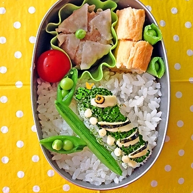 アゲハチョウの幼虫！？弁当