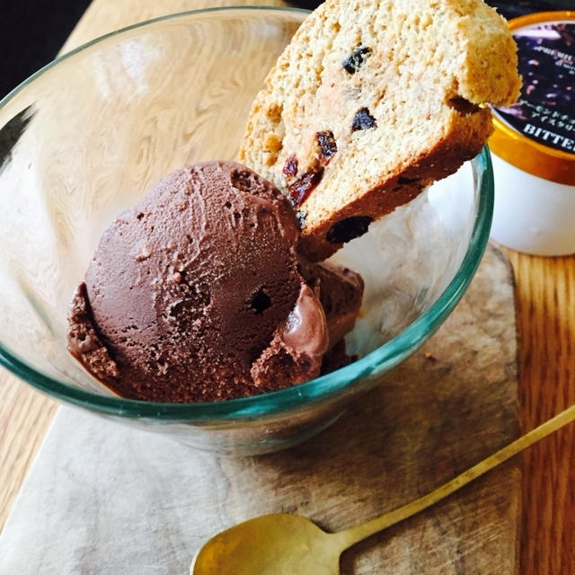 胡麻とドライフルーツのビスコッティ