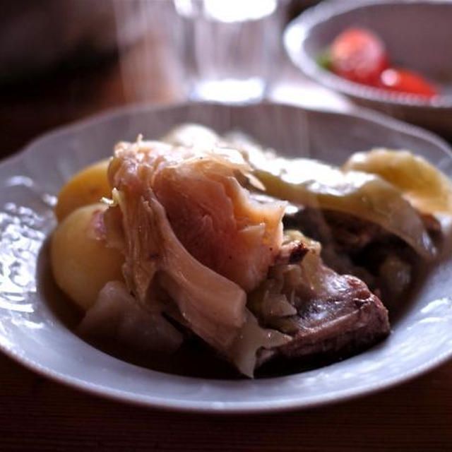 【recipe】Fårikål（羊肉とキャベツのキャセロール）