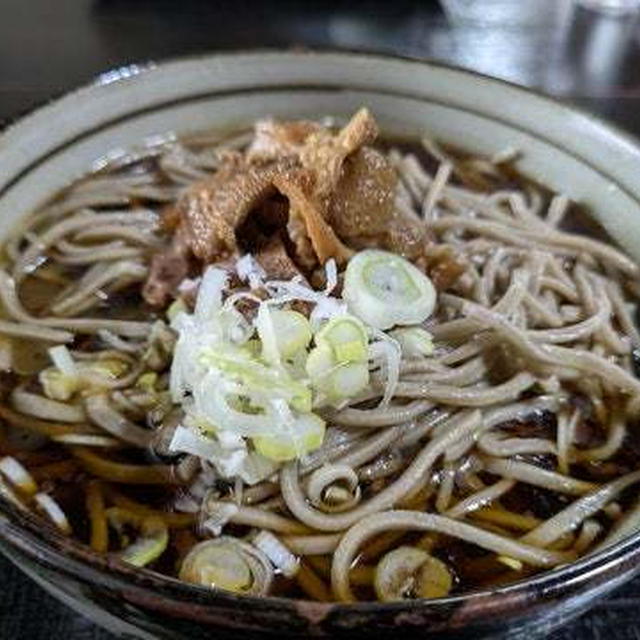 山形・白鷹町の｢あやせや｣で冷たい肉そばが旨い