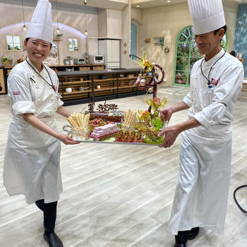 すごすぎるDAIGOさんの誕生日ケーキと、DAIGOも台所in大阪関西万博