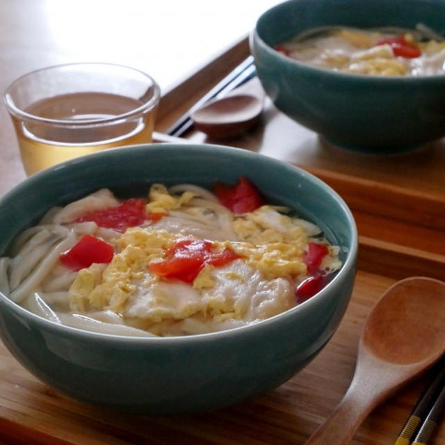 おなかに優しい玉子とトマトのうどん