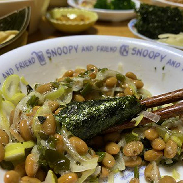 梅酢・めかぶ納豆を海苔で包んで♪